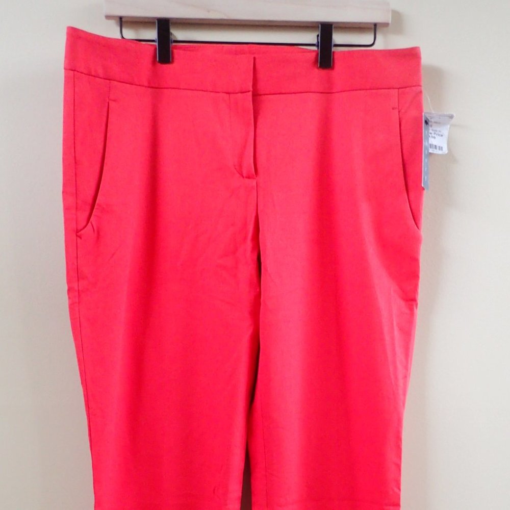 Red Theory Jeldra Pants, NWT
